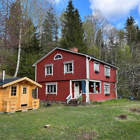 Charmig Villa Med Bastu Och Snabbt Wifi Langav Ngoại thất bức ảnh